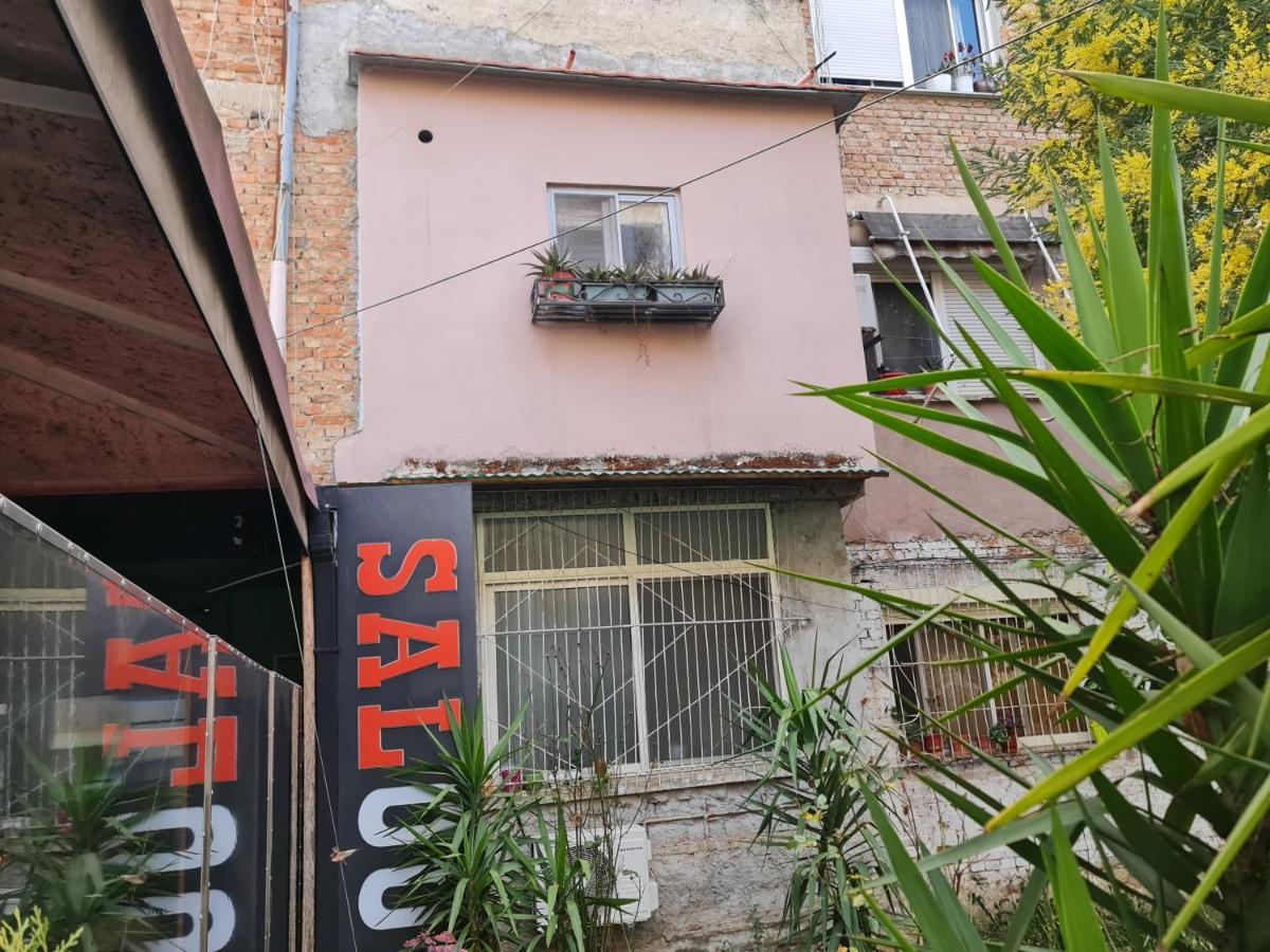 Saloon Apartment Tirana Exterior foto